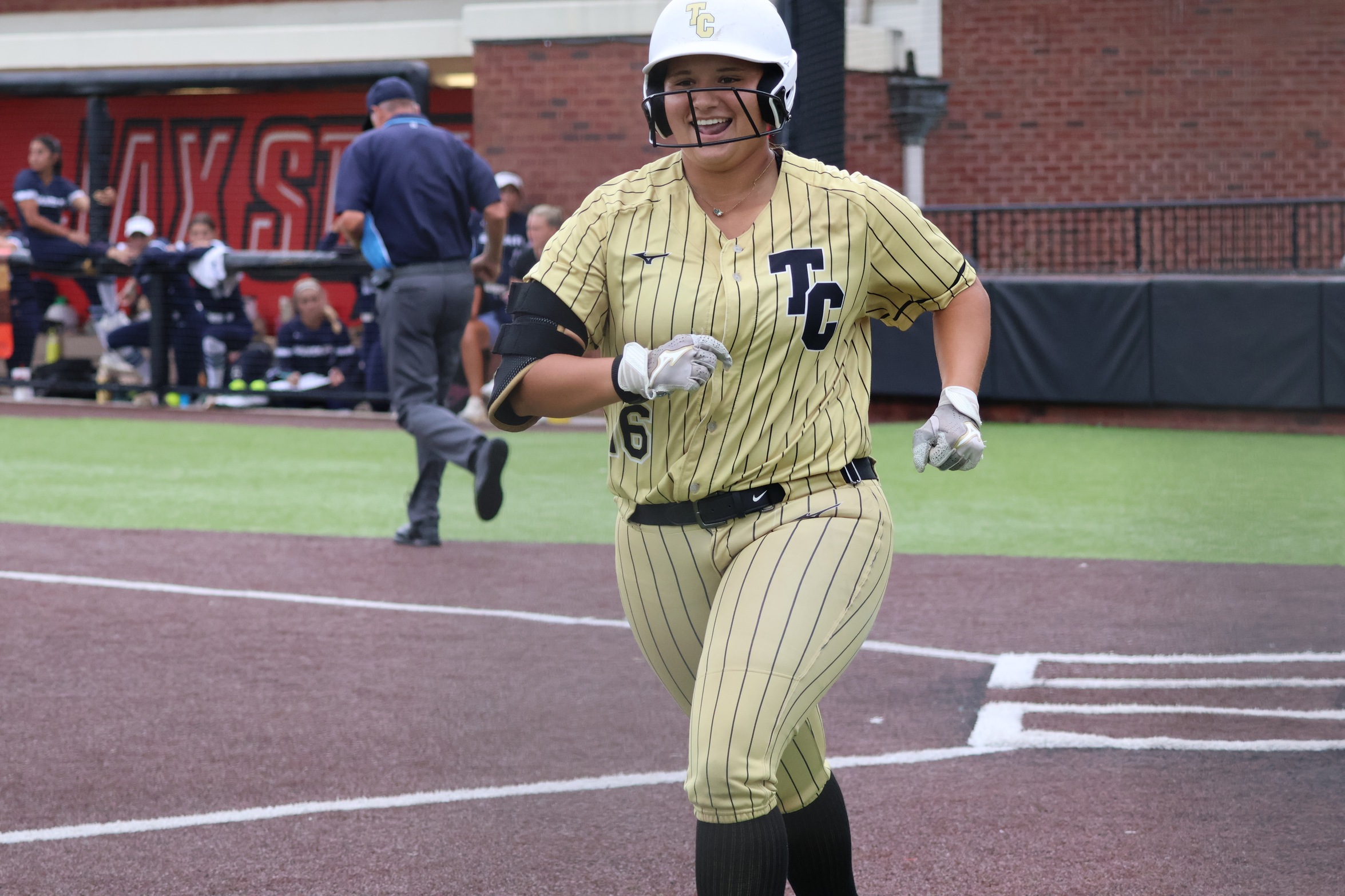 A quick bounce back: TC drops decision to FSW, outlasts Santa Fe to stay alive in CWS
